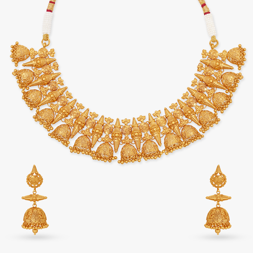 Buy Regal Rudrama Gold Necklace Set at Best Price | Tanishq US